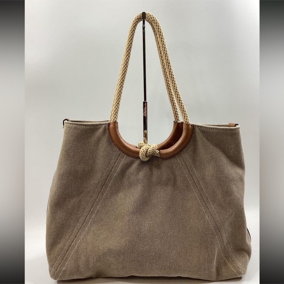 Michael Kors Handbags - Michael Kors Isla ring canvas tote